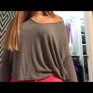 women’s long sleeve shirt